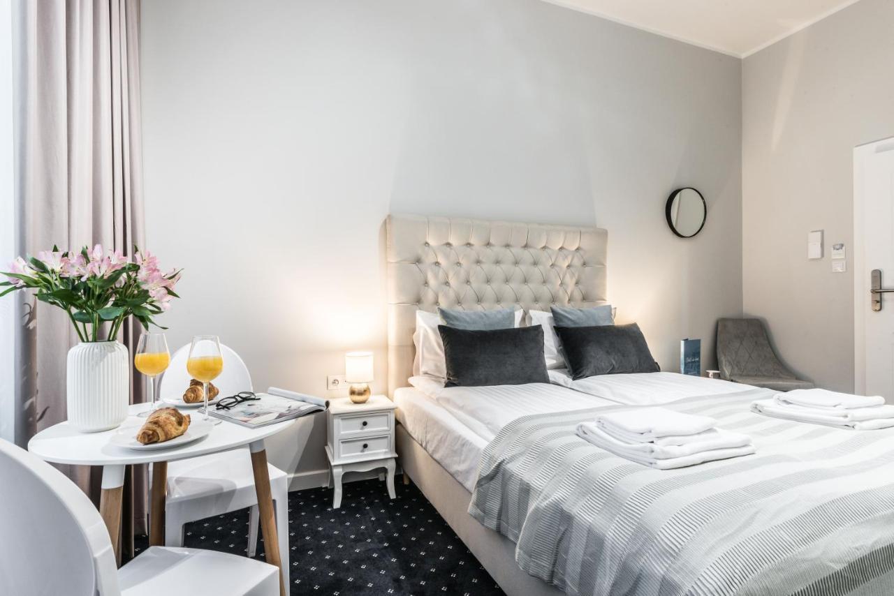 Serenity Aparthotels - Old Town Poznan By Friendly Apartments Екстериор снимка