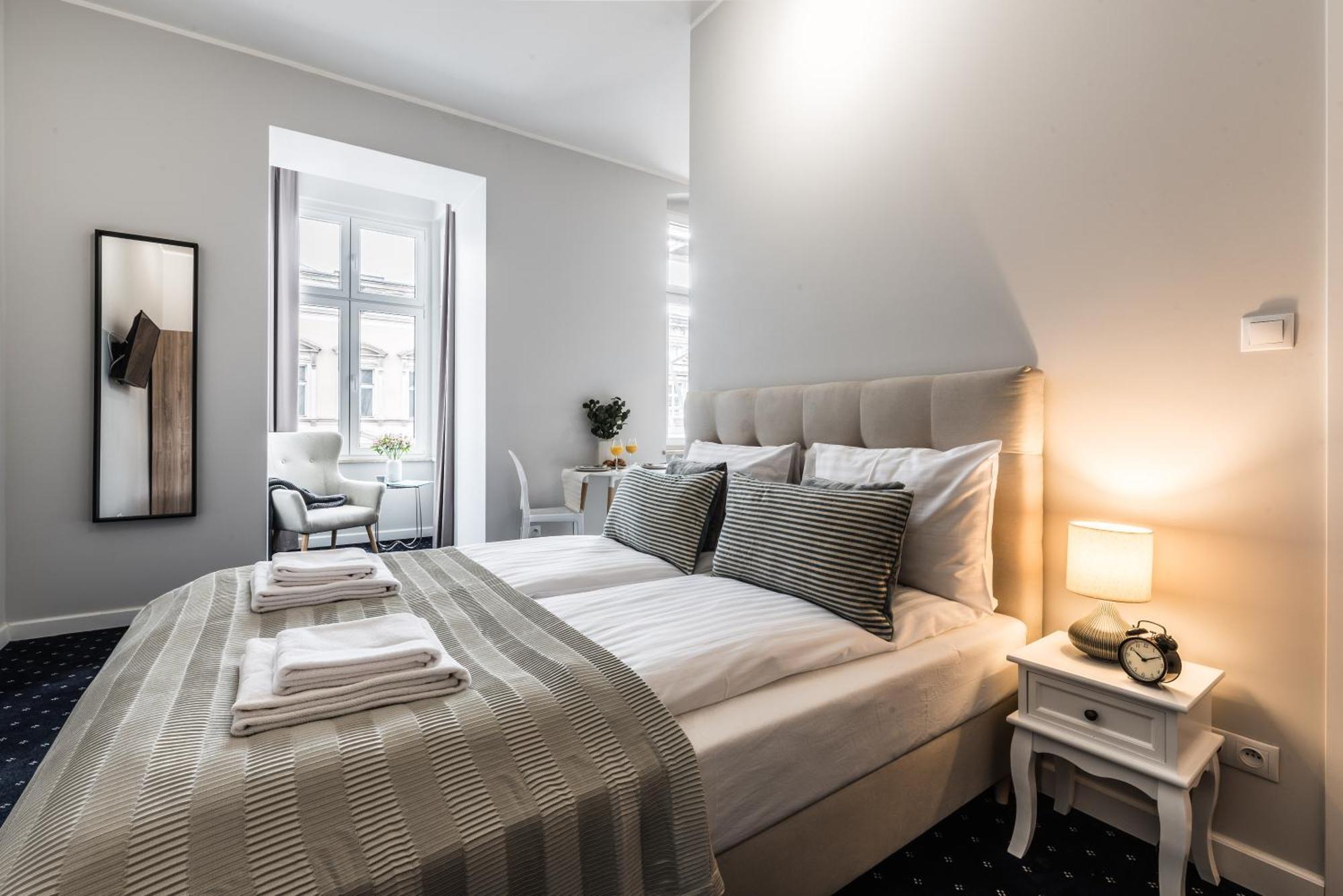 Serenity Aparthotels - Old Town Poznan By Friendly Apartments Екстериор снимка